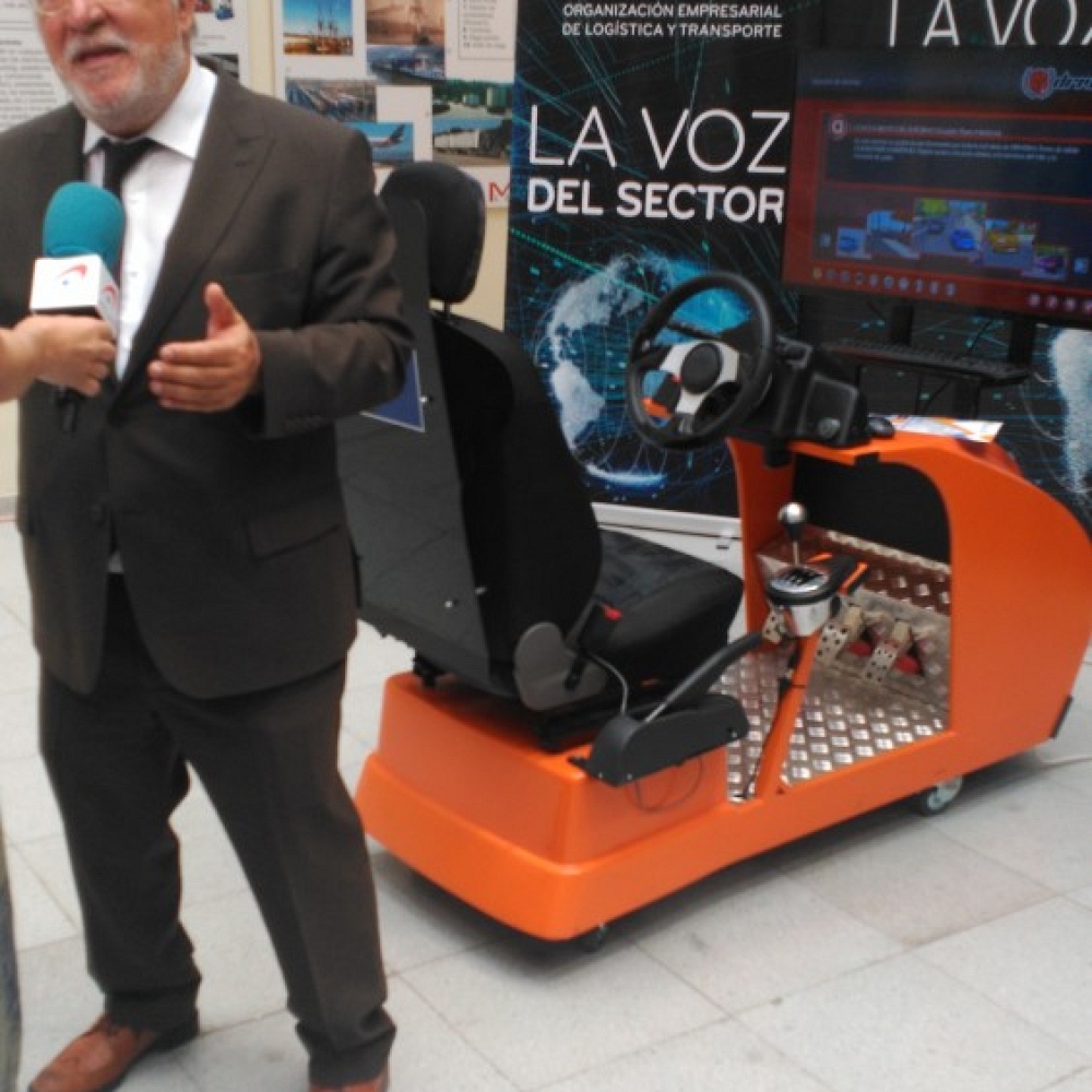 Chasis de simulador DS 550 OCASIÓN CON GRAN DESCUENTO Chasis de simulador DS 550 OCASIÓN CON GRAN DESCUENTO